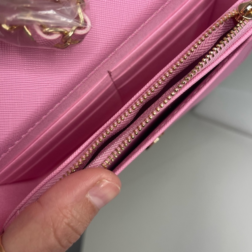 Pink sequin crossbody by Bebe - Picture 5 of 7